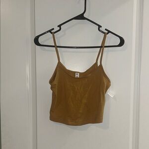 BP cropped tank top